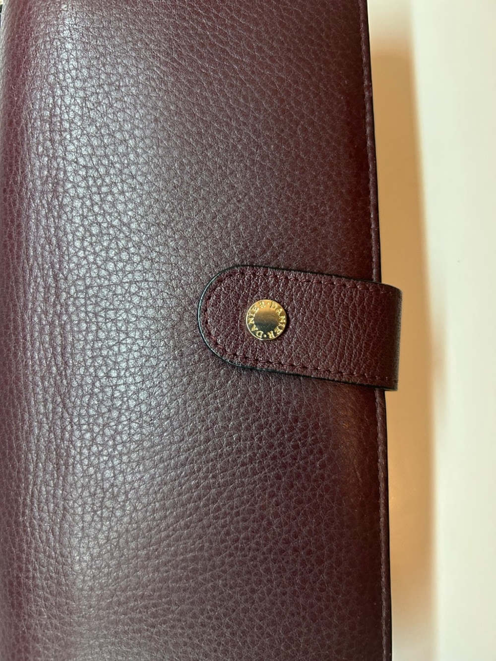 Danier Women’s Leather Long Wallet Multi ID Card Holder Clutch Purse Burgundy - Picture 2 of 13